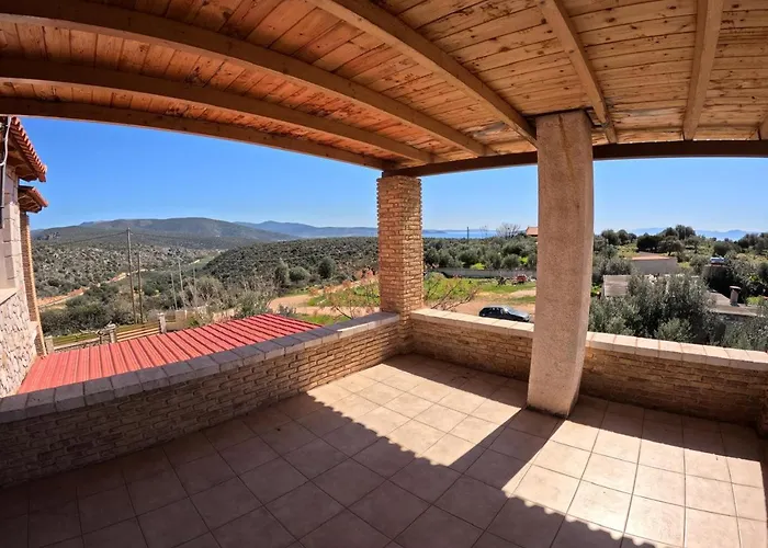 Villa Eliana Vivári